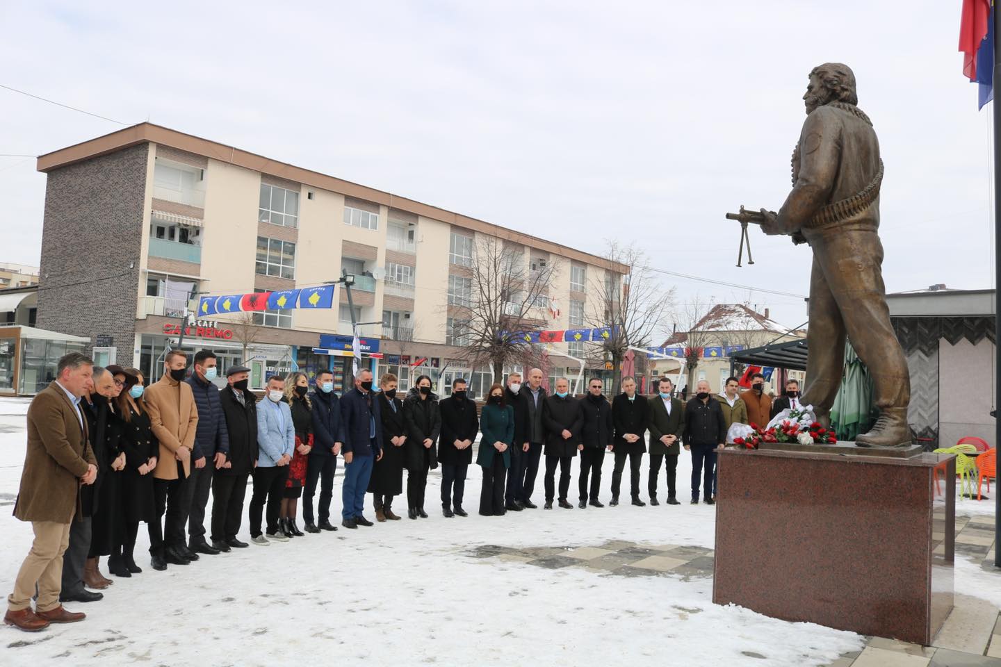 Homazhe për nder të 13-të vjetorit të Pavarësisë së Kosovës