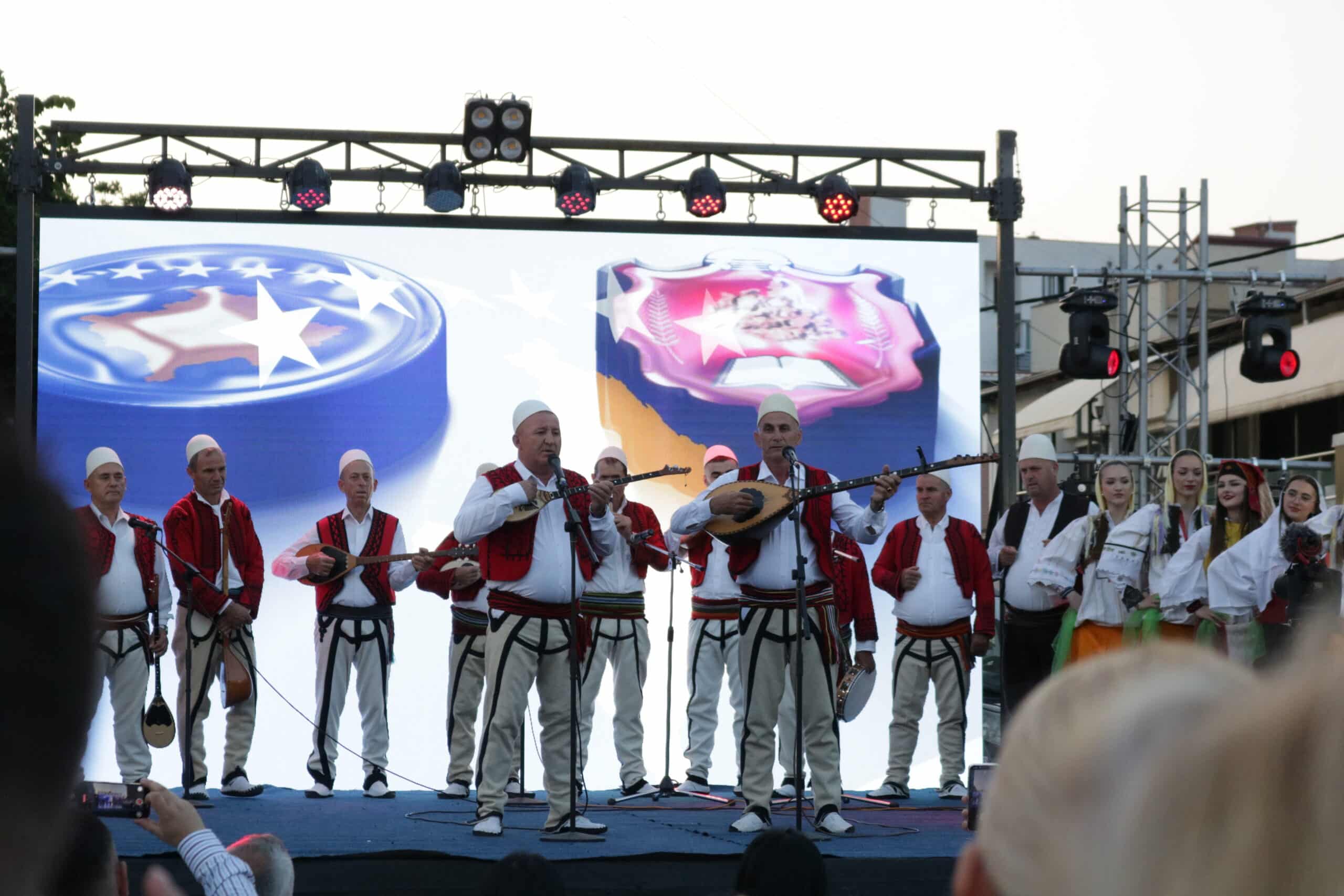 Koncert festiv në nder të Ditës së Çlirimit të Komunës së Lipjanit