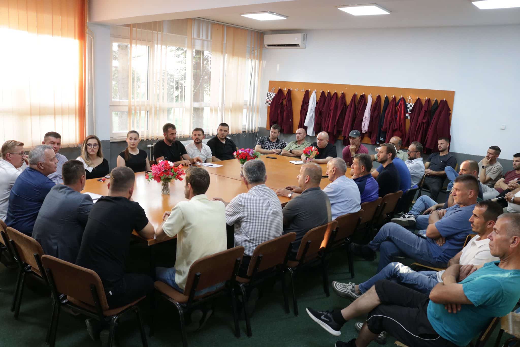 Filluan dëgjimet buxhetore për Kornizën Afatmesme Buxhetore 2026–2028