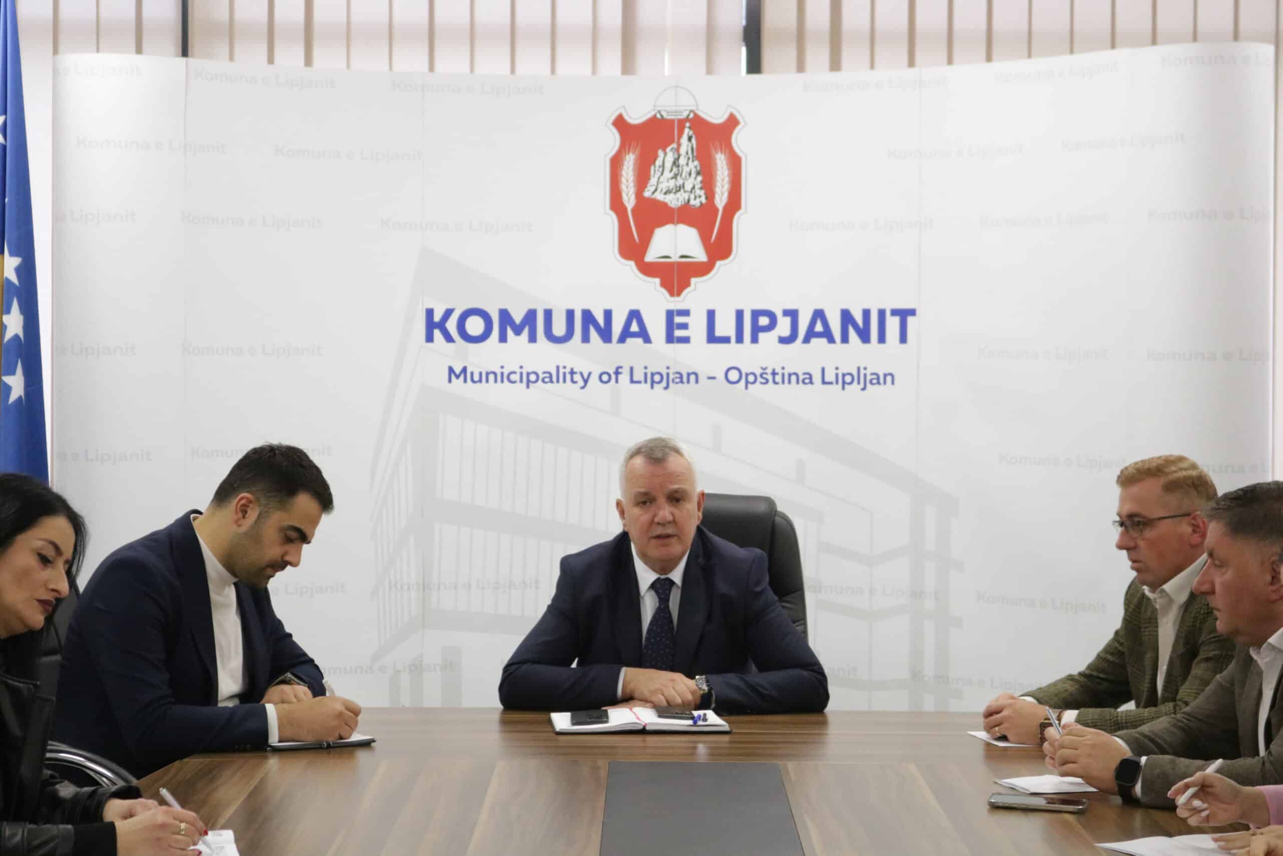 Drejtuar nga Kryetari i Komunës, Imri Ahmeti, sot është mbajtur mbledhja konsultative e Bordit të Drejtorëve