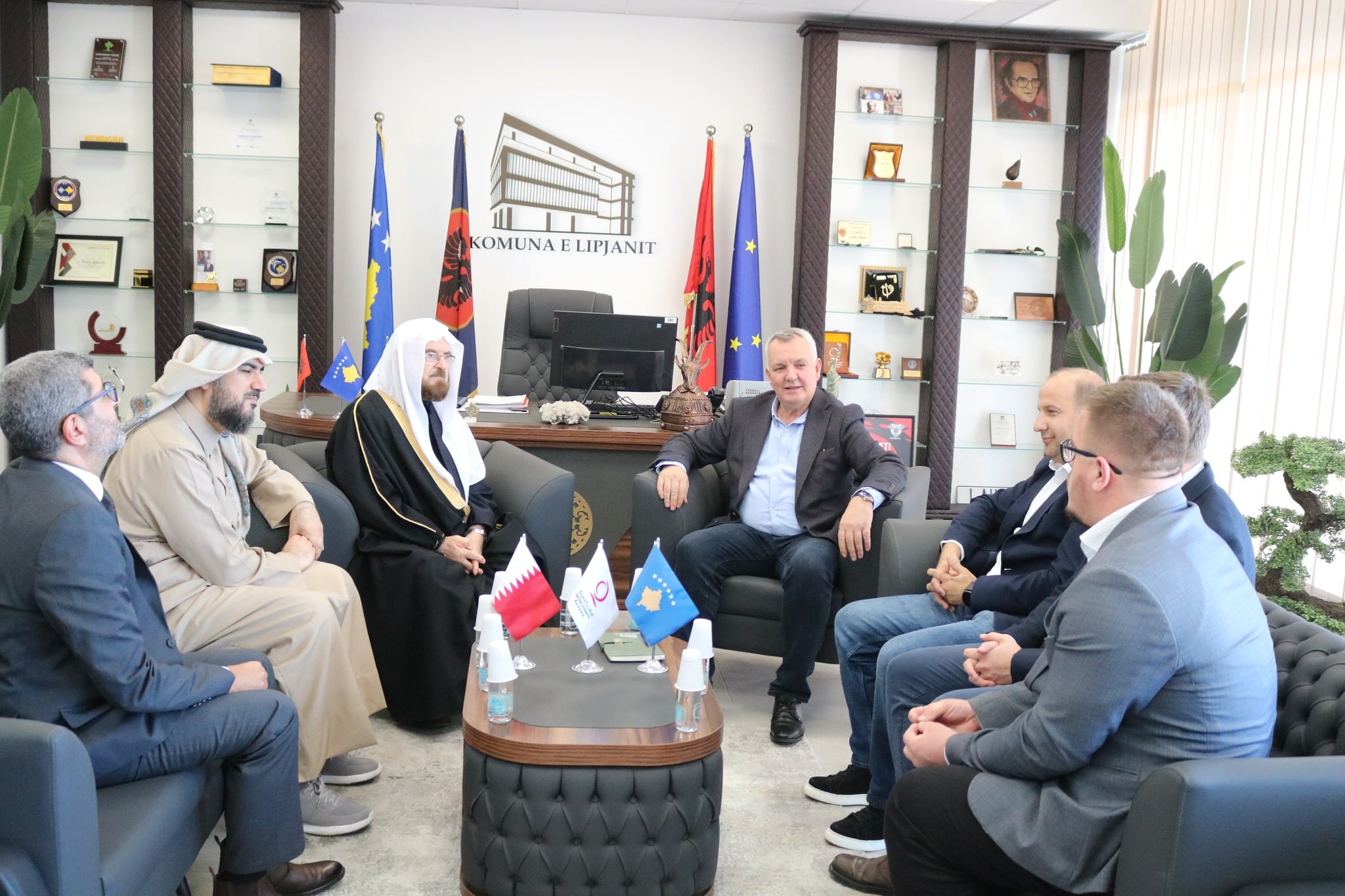 Kryetari Imri Ahmeti ka pritur përfaqësues të lartë nga Organizata e Qatar Charity në shtetin e Katarit