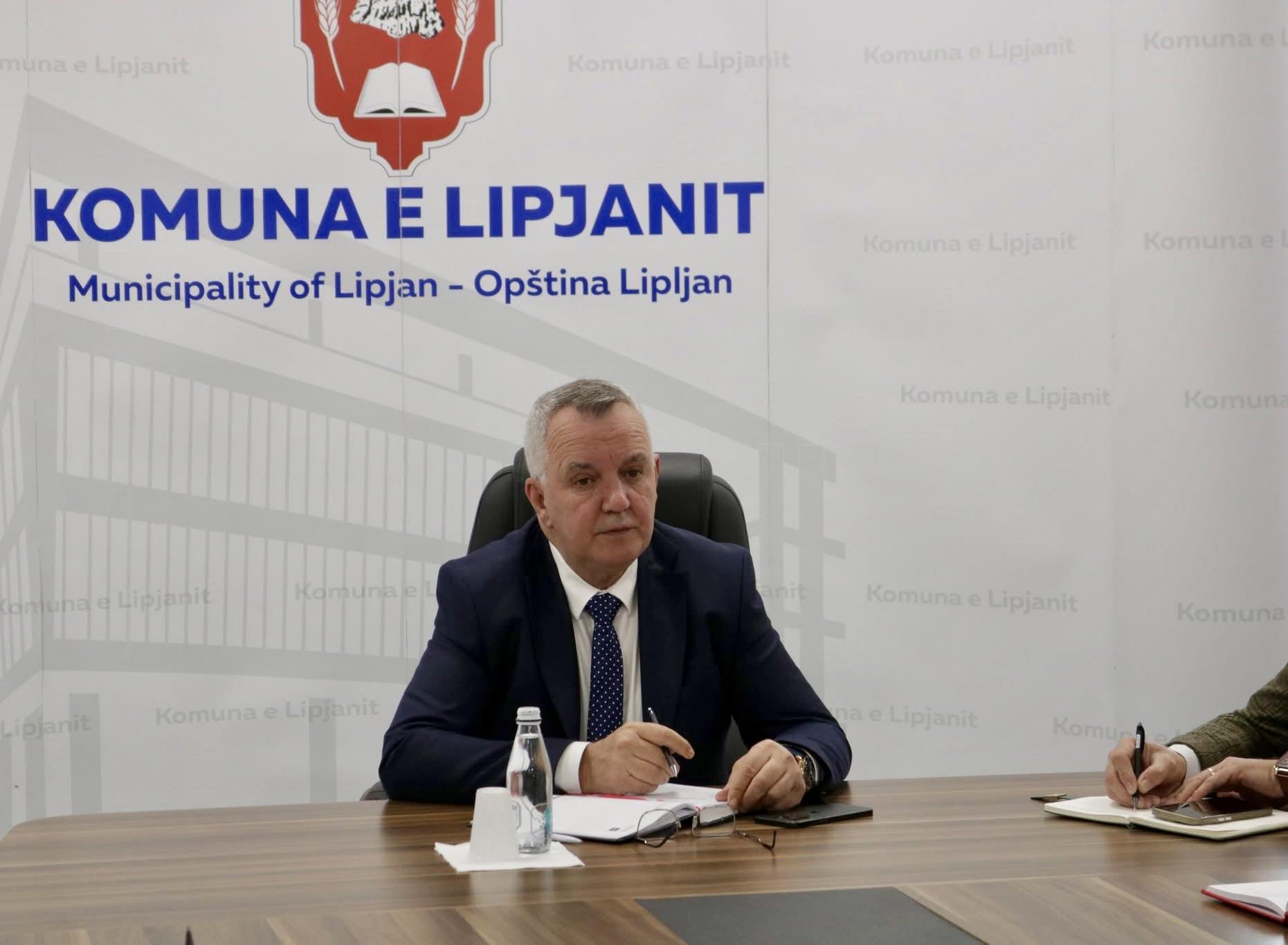 Drejtuar nga Kryetari i Komunës së Lipjanit, z. Imri Ahmeti, u mbajt mbledhja konsultative e Bordit të Drejtorëve